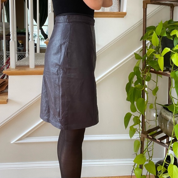 Deep Purple Leather Handmade Skirt from Argentina - Picture 4 of 11